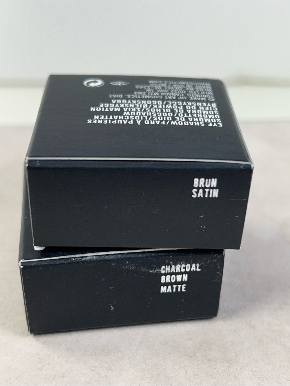 MAC Eye Shadow - Charcoal Brown Matte & Brun Satin - Picture 5 of 6